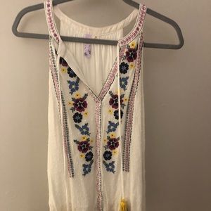 Francesca’s White And Floral Tank